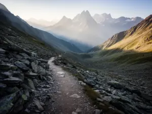 Górski szlak trekkingowy w Tatrach idealny do testowania butów trekkingowych na wymagającej trasie