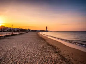 Najszersza plaża w Europie w Świnoujściu gdzie znajdują się liczne hotele świnoujście oferujące noclegi nad morzem