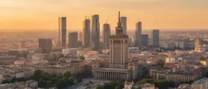 Panorama Warszawy ze skyline miasta – lokalizacja hoteli w Warszawie w centrum stolicy