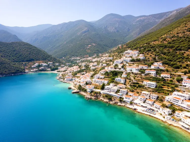 Samos w Grecji – przewodnik po wyspie, plaże i atrakcje