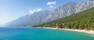 Turcja Kemer - widok na Góry Taurus i Morze Śródziemne, malownicze wybrzeże tureckiej Riwiery